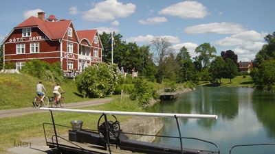Göta kanal. Foto Peter Olséni Bussresor från sverige en av de mest fantastiska platserna i europa | Jörns Resor